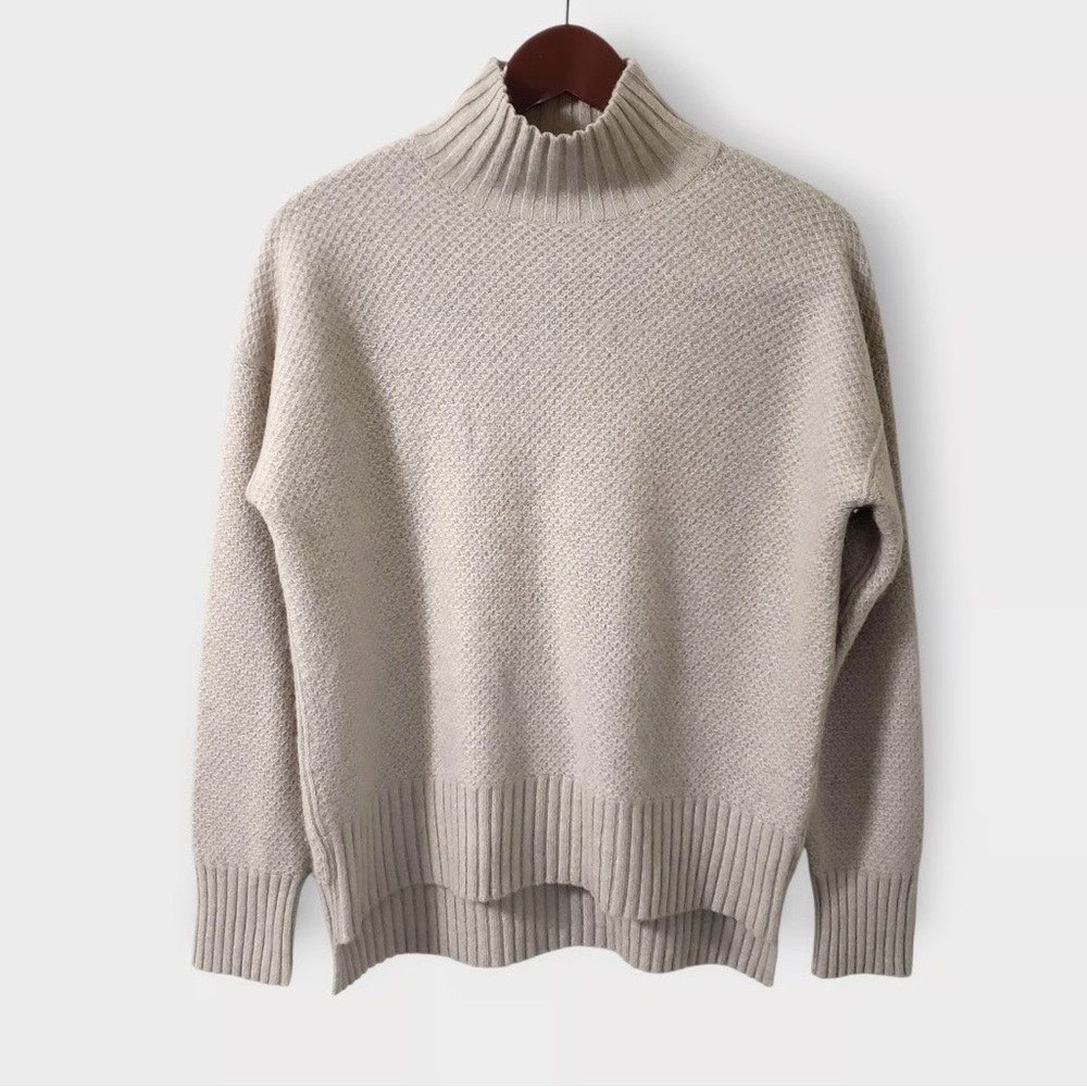 Everlane Recycled Cashmere
Stroopwafel Waffle Knit Turtleneck